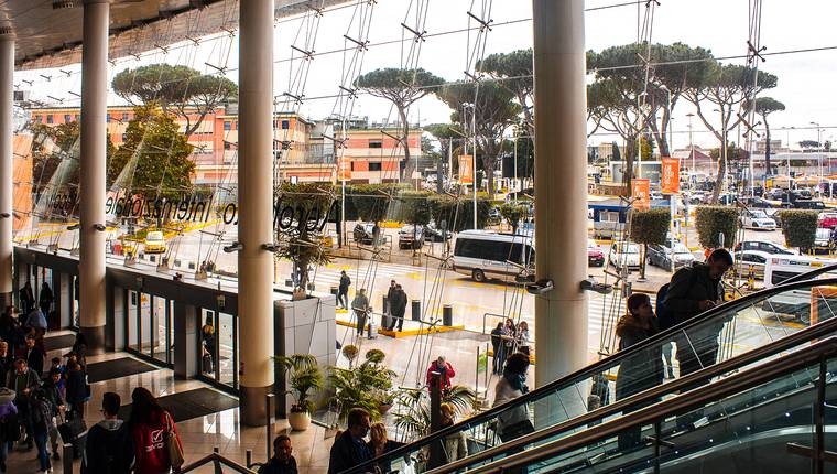 Como ir del aeropuerto de Napoles al centro