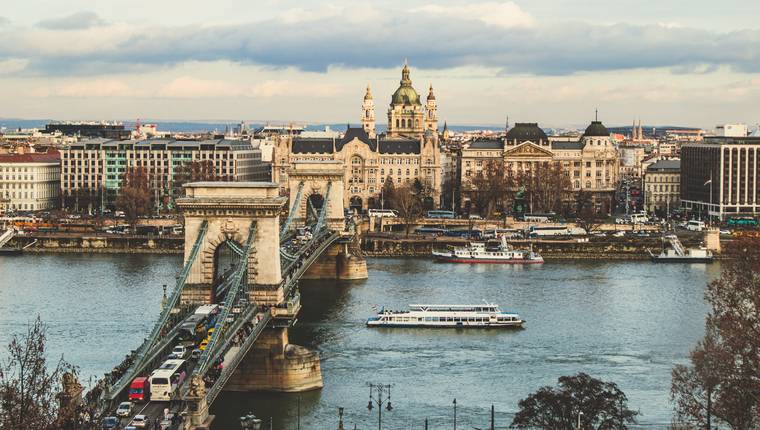 Crucero por el danubio en Budapest