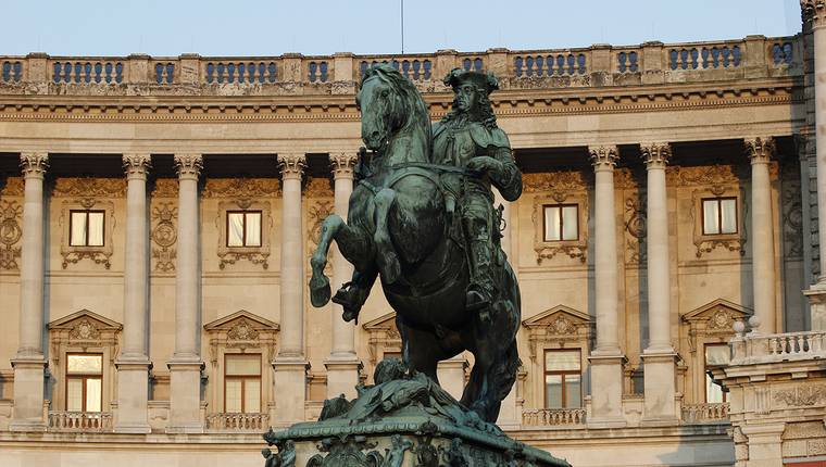 Estatua equestre Hofburg