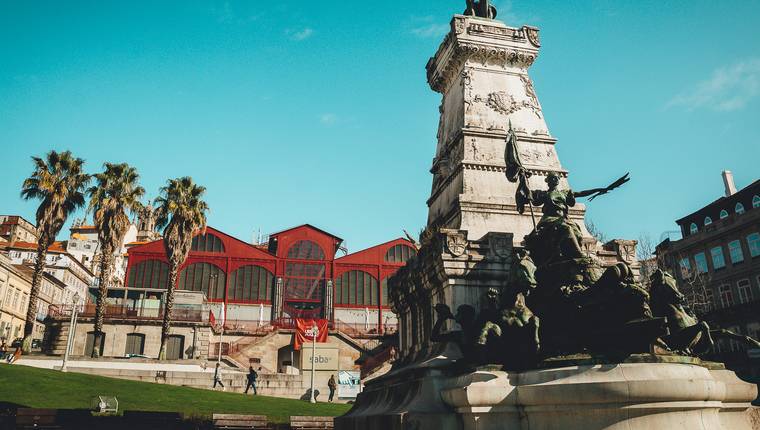 Plaza del Infante Enrique en Oporto