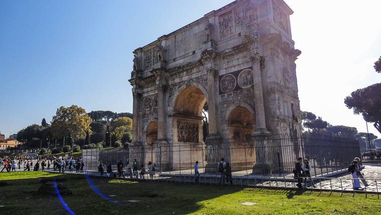 Que hacer en Roma Arco cerca del coliseo