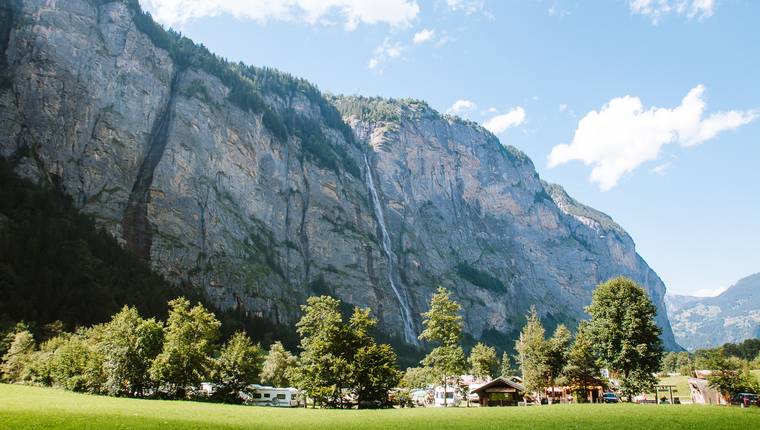 Que ver en Interlaken valle de Lauterbrunnen