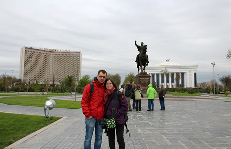 Estatua de Emir Timur en Tashkent