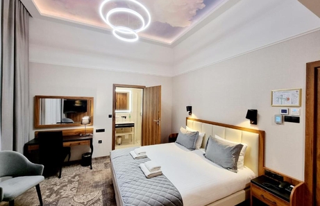 Sky Hotel Kraków