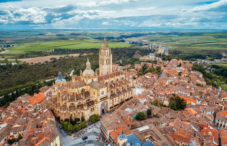 Cómo ir de Madrid a Segovia: todas las opciones