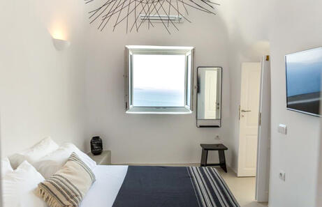 Delta Suites
