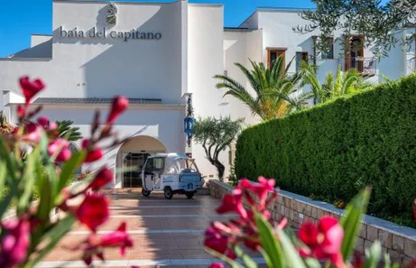 Hotel Baia Del Capitano
