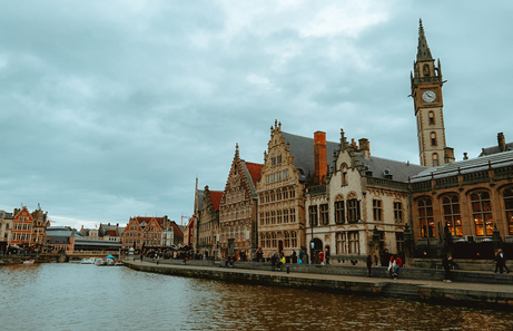 Cómo ir de Ámsterdam a Brujas (las mejores opciones)