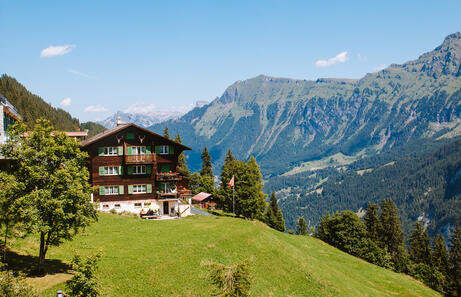 Los mejores pueblos de los Alpes Suizos para adentrarte en su naturaleza