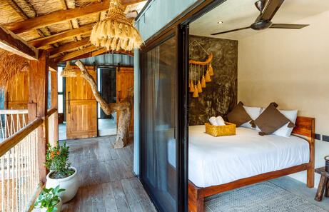 Meteora Stay & Coffeehouse Tulum