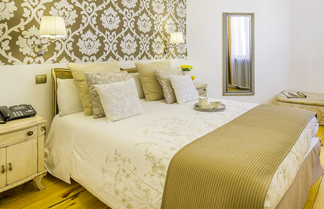 Oriente Palace Apartments