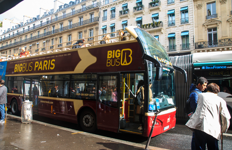 Parada principal bus turistico Paris Parada principal bus turistico Paris
