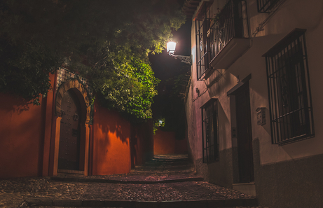 Que hacer en Granada por la noche. ¡Planes especiales!
