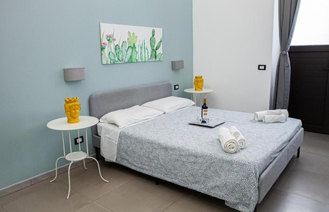 Ruggero Settimo - Holiday Houses