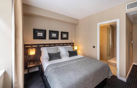 The Resident Victoria