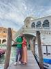 Henar y Aitor en el Puente de Rialto de Venecia