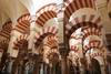 Arcadas dobles de la mezquita de Cordoba