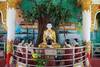 Budha y discipulos en Hintha gon Pagoda