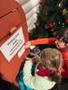 Nuestra hija Teia enviando carta a Papa Noel desde Laponia