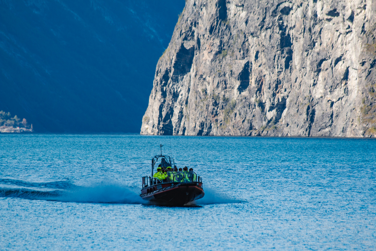 Cañón De Pesca Giratorio Mar Carpa Gruesa 200 Piezas