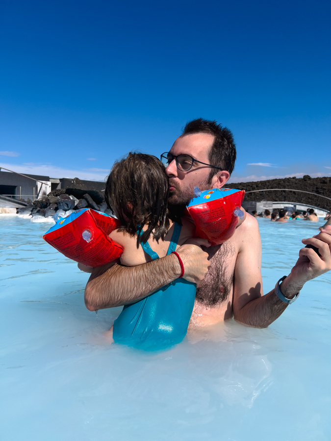 Blue Lagoon en Islandia con niños