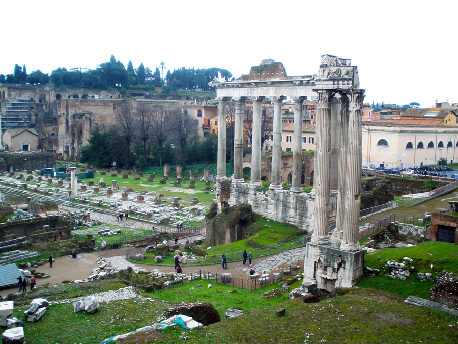 Foro romano - Templo de Neptuno Foro romano - Templo de Neptuno