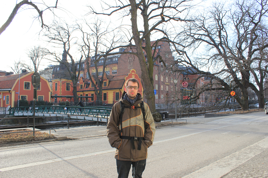Junto al canal de Uppsala Junto al canal de Uppsala