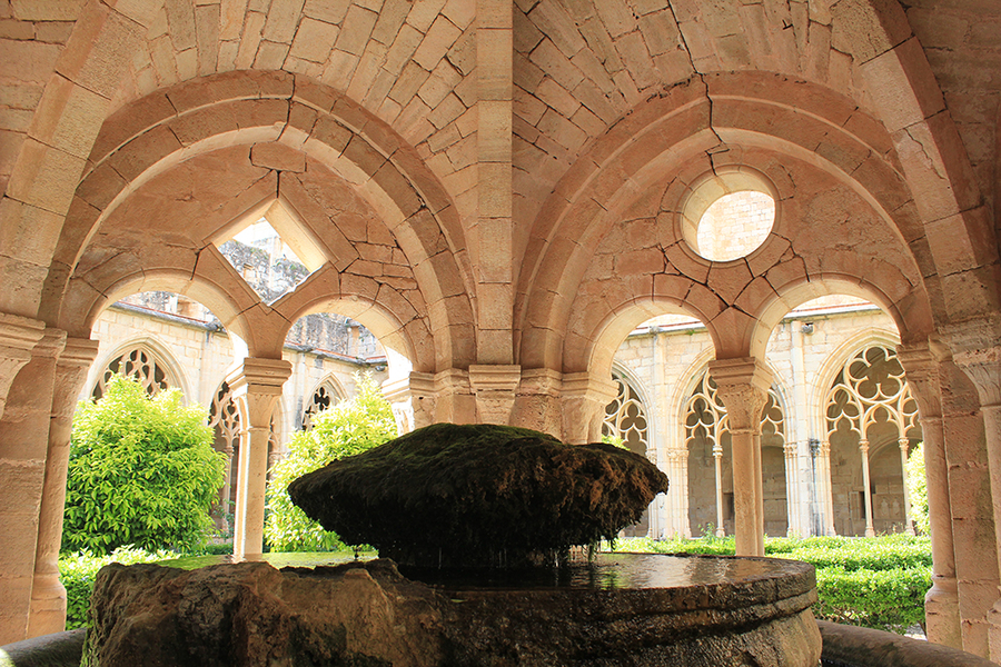 Claustro monasterio de Santes Creus Claustro monasterio de Santes Creus