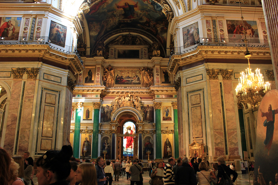Interior catedral San Isaac Interior catedral San Isaac