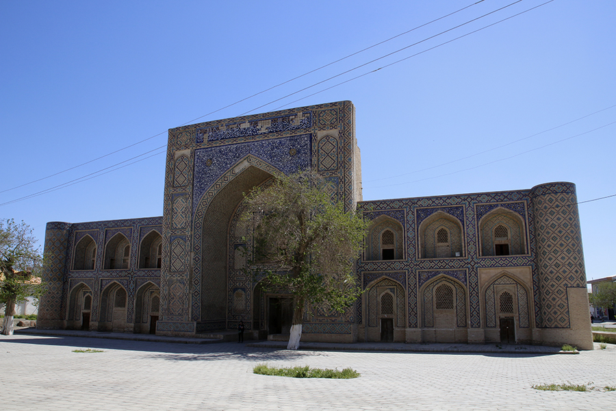 Madraza Modar-i-Khan en Bukhara