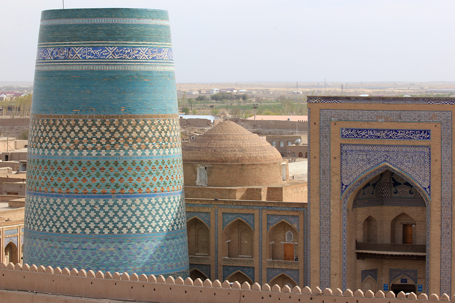 Minareta Kalta incompleto en Khiva