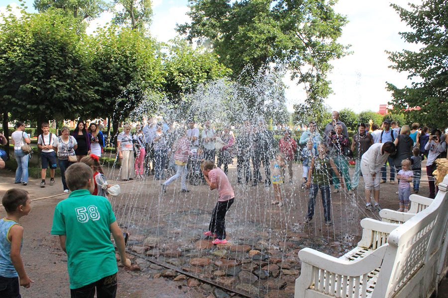 Niños Peterhof Niños Peterhof