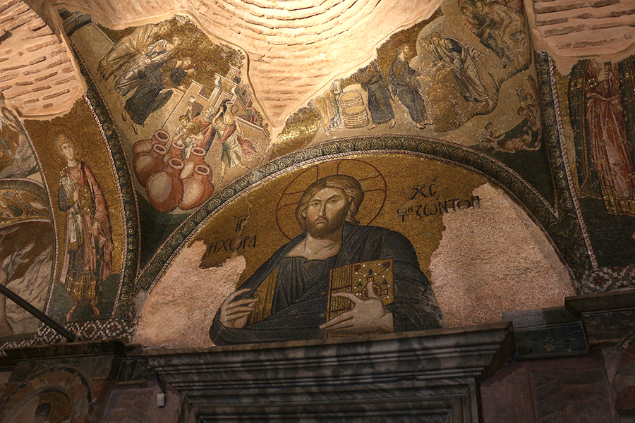 Pantocrator a la entrada de San Salvador de Chora