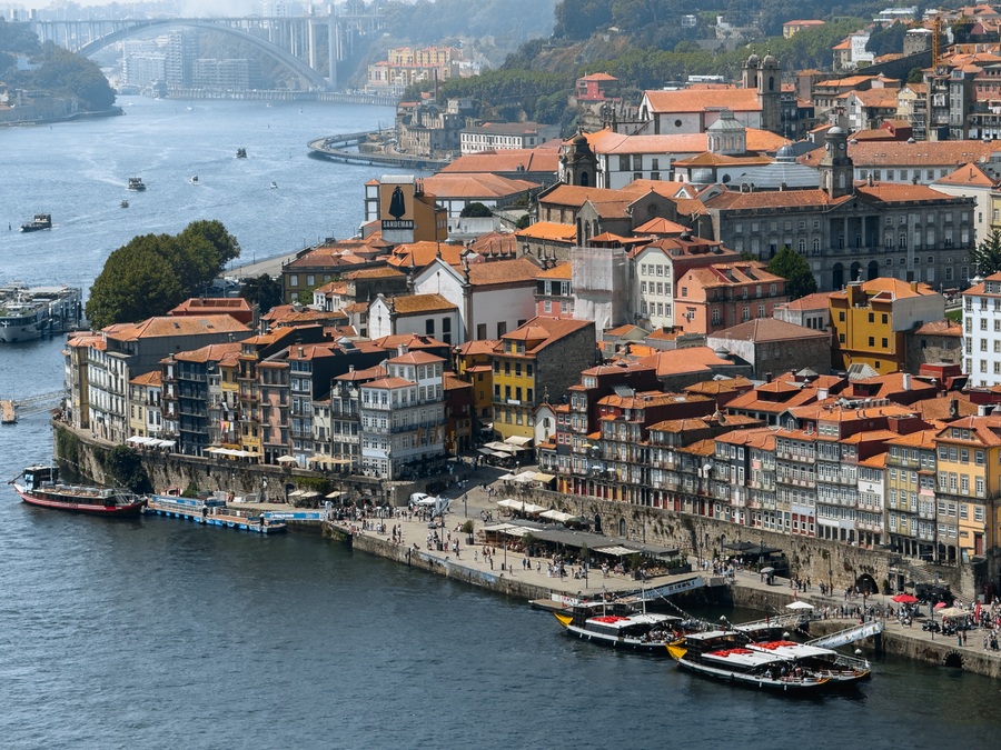 El mejor plan si estás 4 días de viaje en Oporto: Paseo en barco