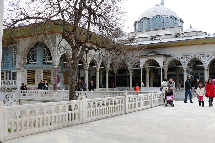 Patios y jardines palacio Topkapi Patios y jardines palacio Topkapi