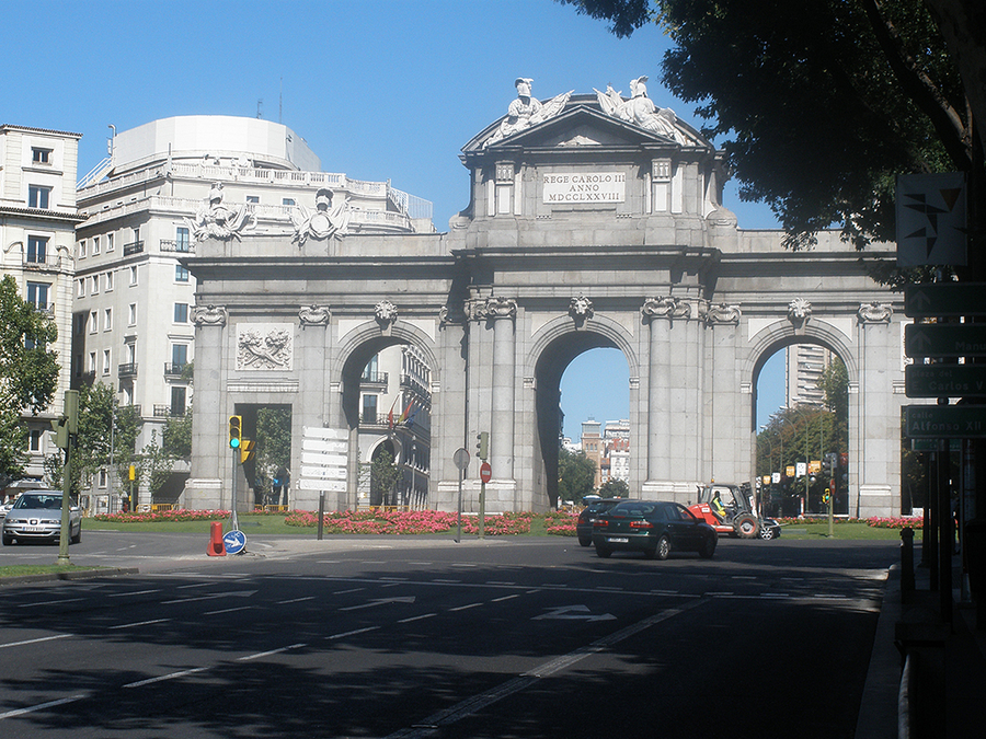 Puerta de Alcala Puerta de Alcala