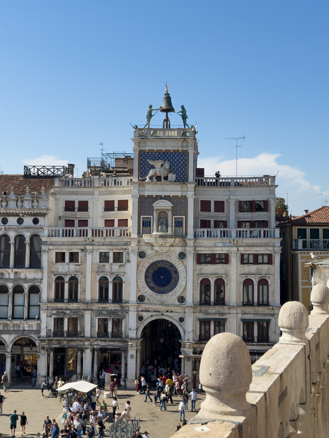 Ver el Reloj Astronómico en la Plaza de San Marcos de Venecia