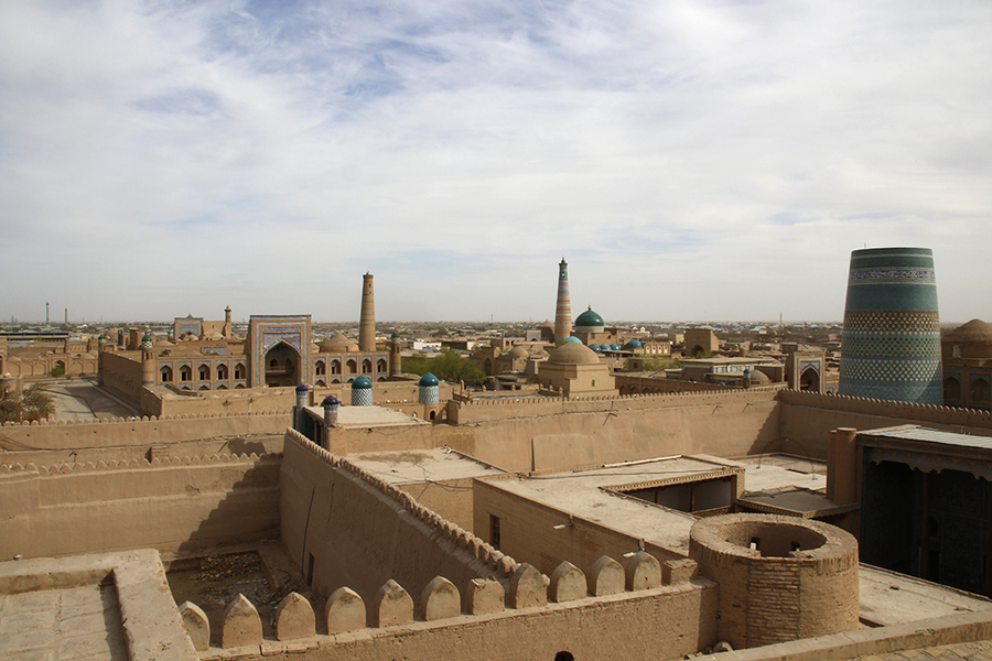 Vistas desde lo alto del Itchan Kala en Khiva