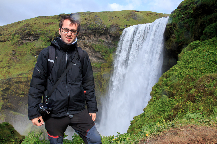 Aitor en Skogafoss Aitor en Skogafoss