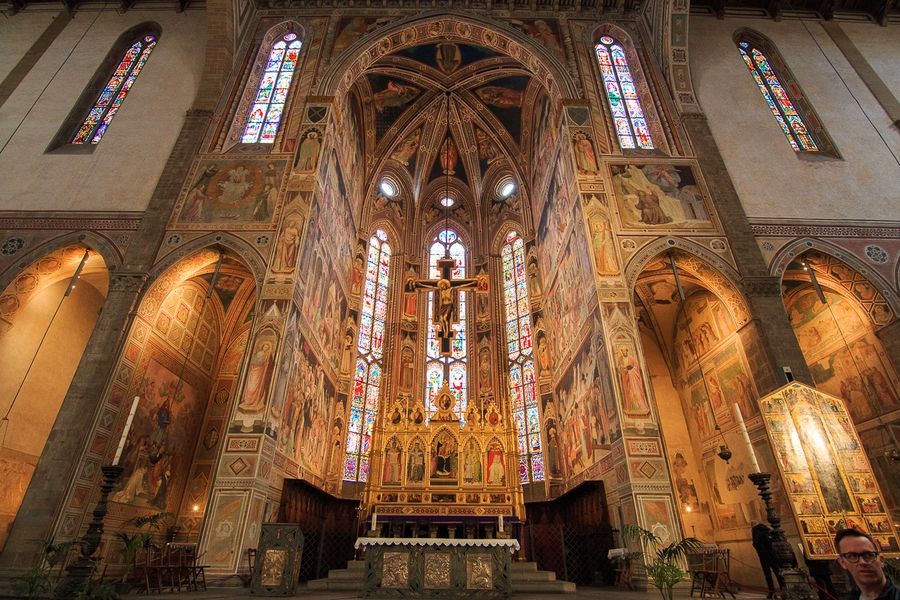 Altar de la iglesia de la Santa Croce de Florencia Altar de la iglesia de la Santa Croce de Florencia
