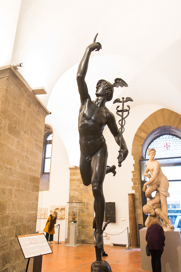 Apolo de Miguel Angel en el Bargello Apolo de Miguel Angel en el Bargello
