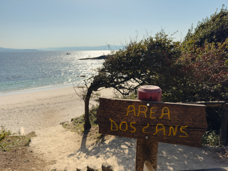 Area Dos Cans en la Isla de Ons