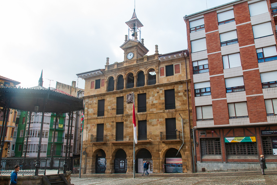 Ayuntamiento de Bermeo Pueblo Pais Vasco