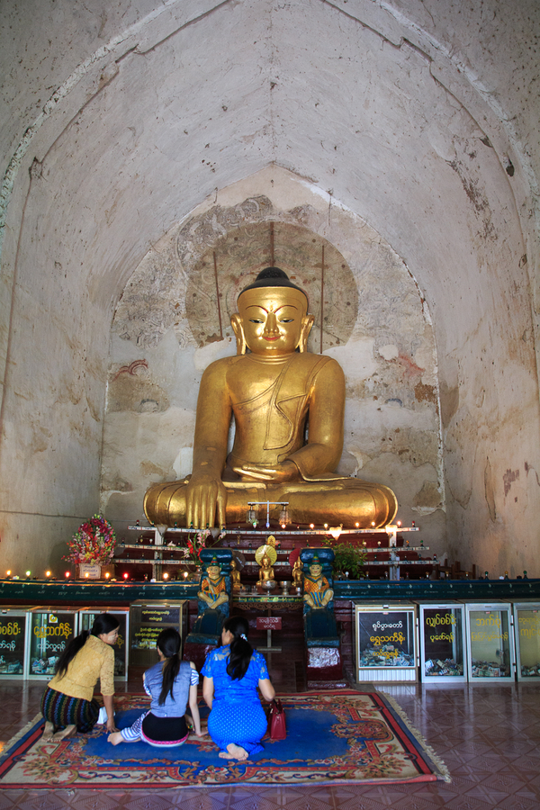 Budha en Gawdawpalin Budha en Gawdawpalin