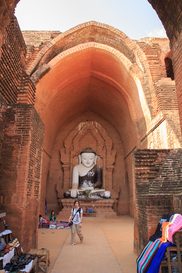Budha en Pyathada Paya Budha en Pyathada Paya