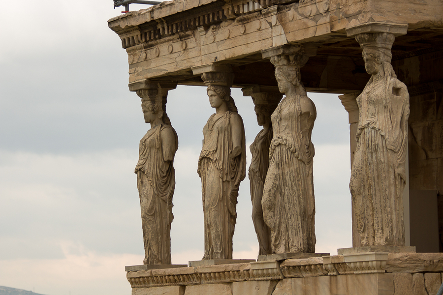 Cariatides en el templo de Erecteion Cariatides en el templo de Erecteion