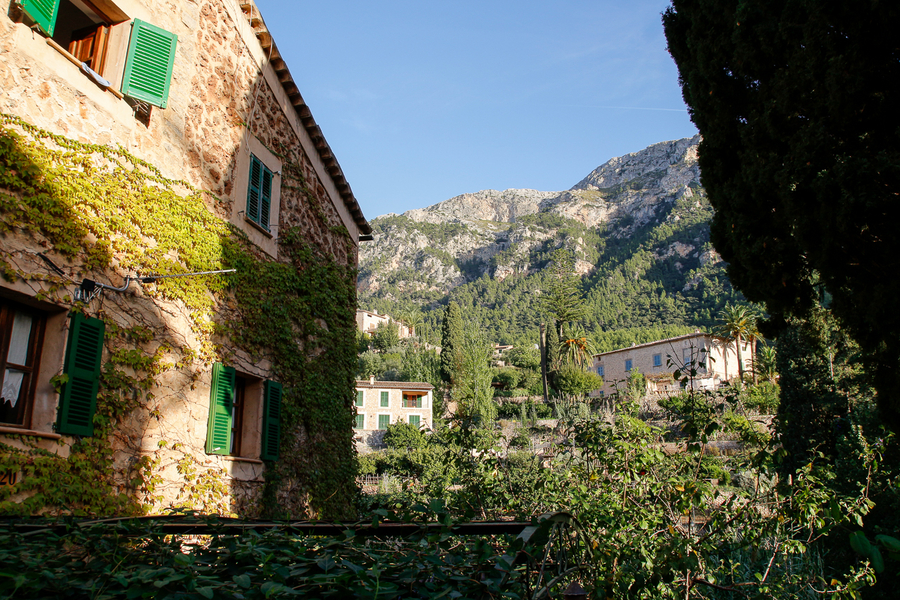 Casas de piedra en Deia Casas de piedra en Deia