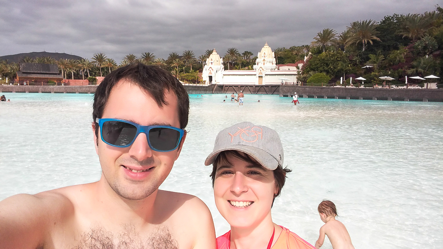 comete el mundo en siam park de tenerife