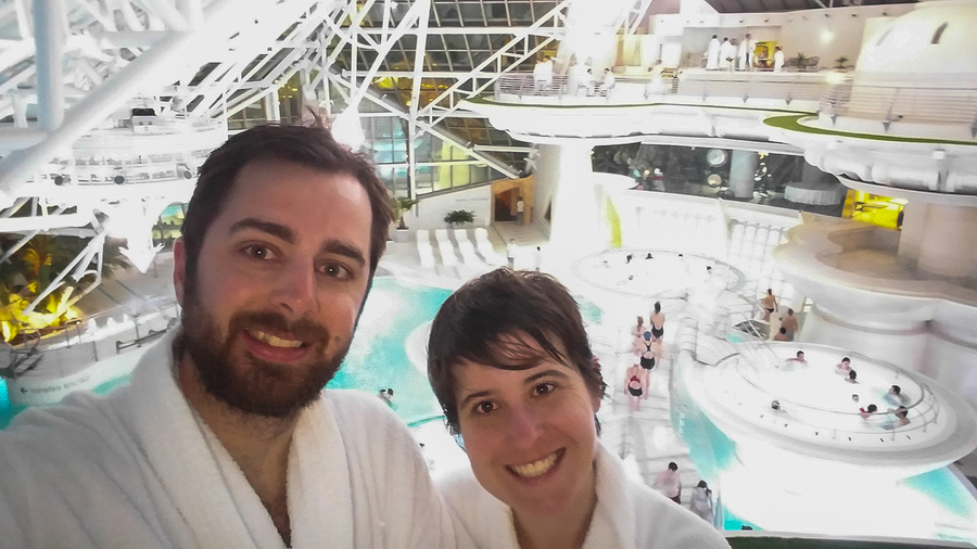 Comete el Mundo en Inuu