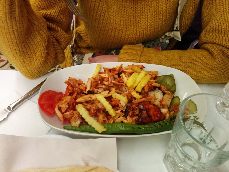 Kebab de pollo en turquia Kebab de pollo en turquia